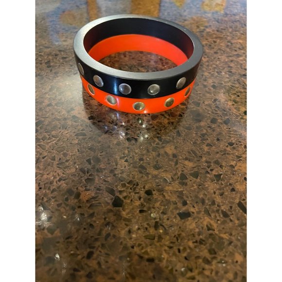Vintage 70’s Black And Orange Bangles Bracelets - Picture 1 of 5